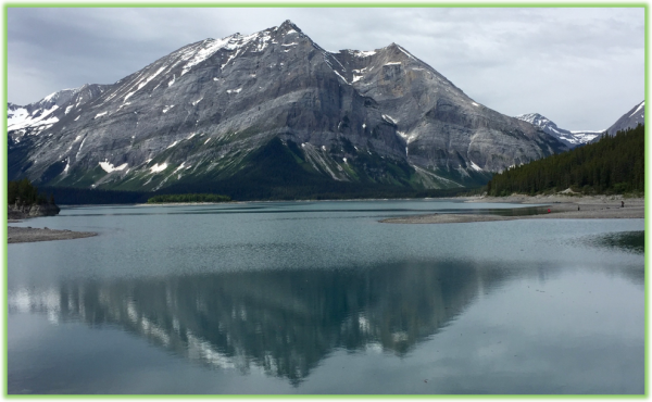 Upper Kananaskis Lake – Kananaskis – Epic Trip Adventures